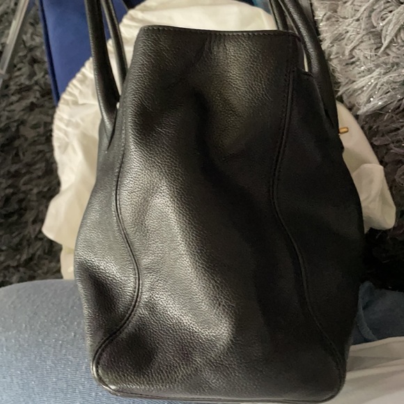 Gently used authentic Chanel bag - Picture 10 of 10